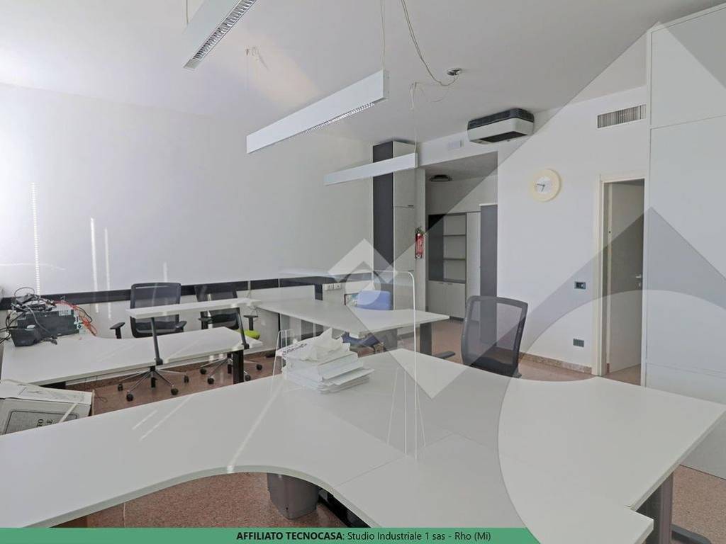 ufficio in vendita a Rho in zona Mazzo