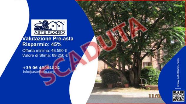 locale commerciale in vendita a Rho