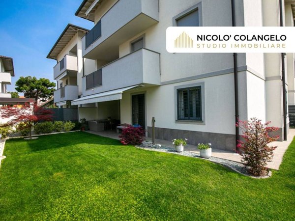 appartamento in vendita a Rho in zona Passirana