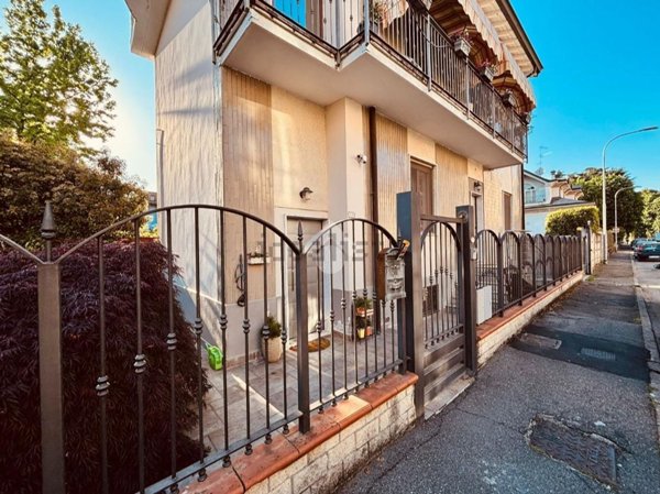 appartamento in vendita a Rho