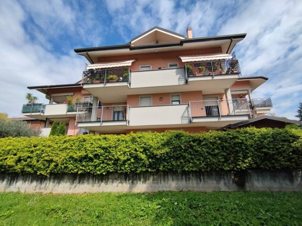 appartamento in vendita a Rho in zona Passirana