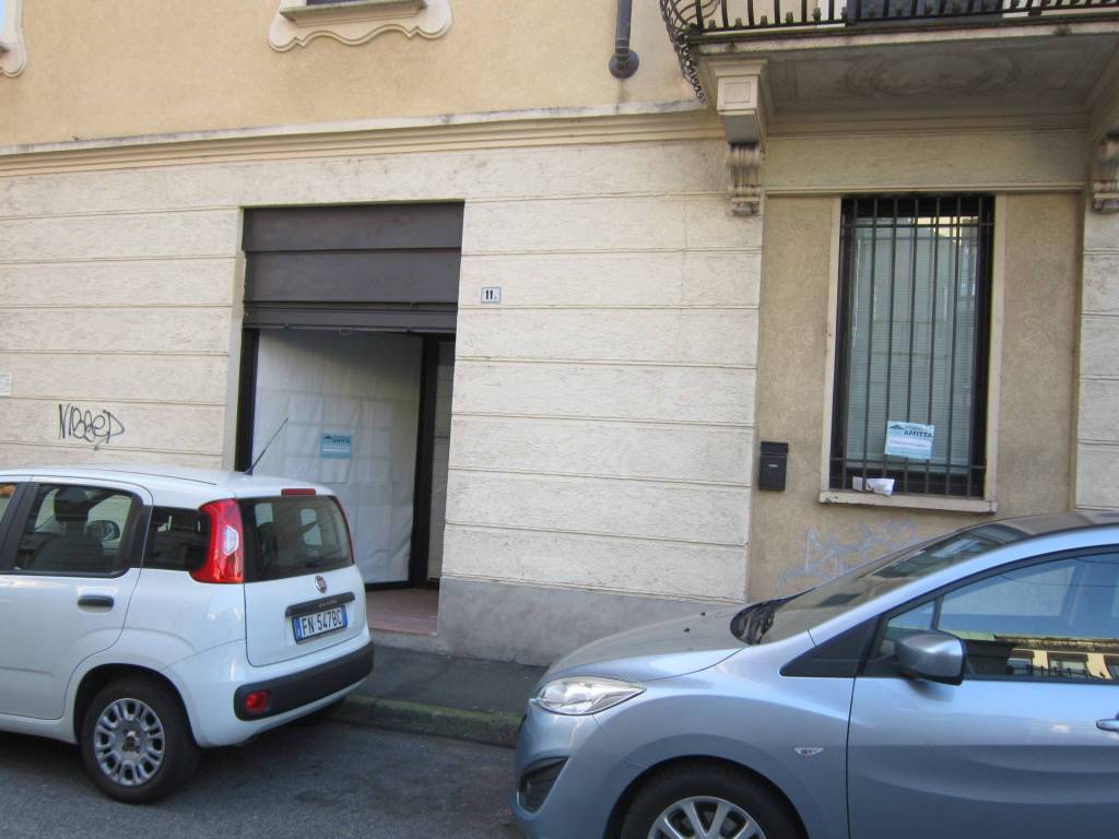 negozio in vendita a Rho
