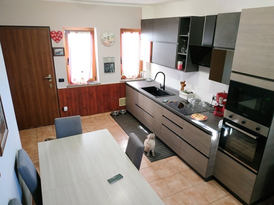 appartamento in vendita a Rho in zona Passirana