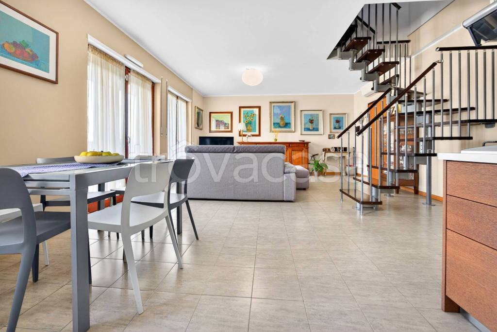 appartamento in vendita a Rho
