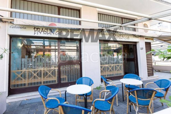 negozio in vendita a Rho