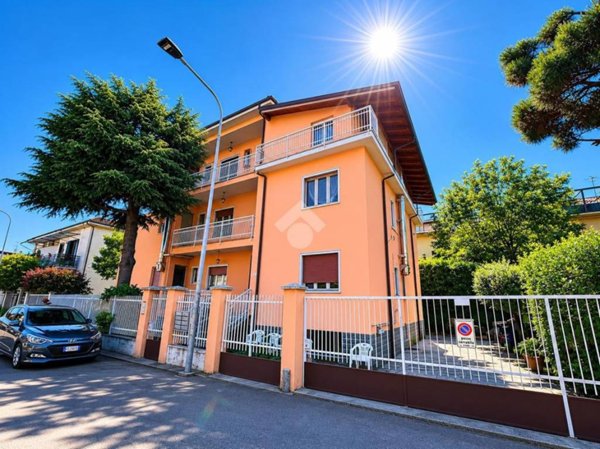 appartamento in vendita a Rho
