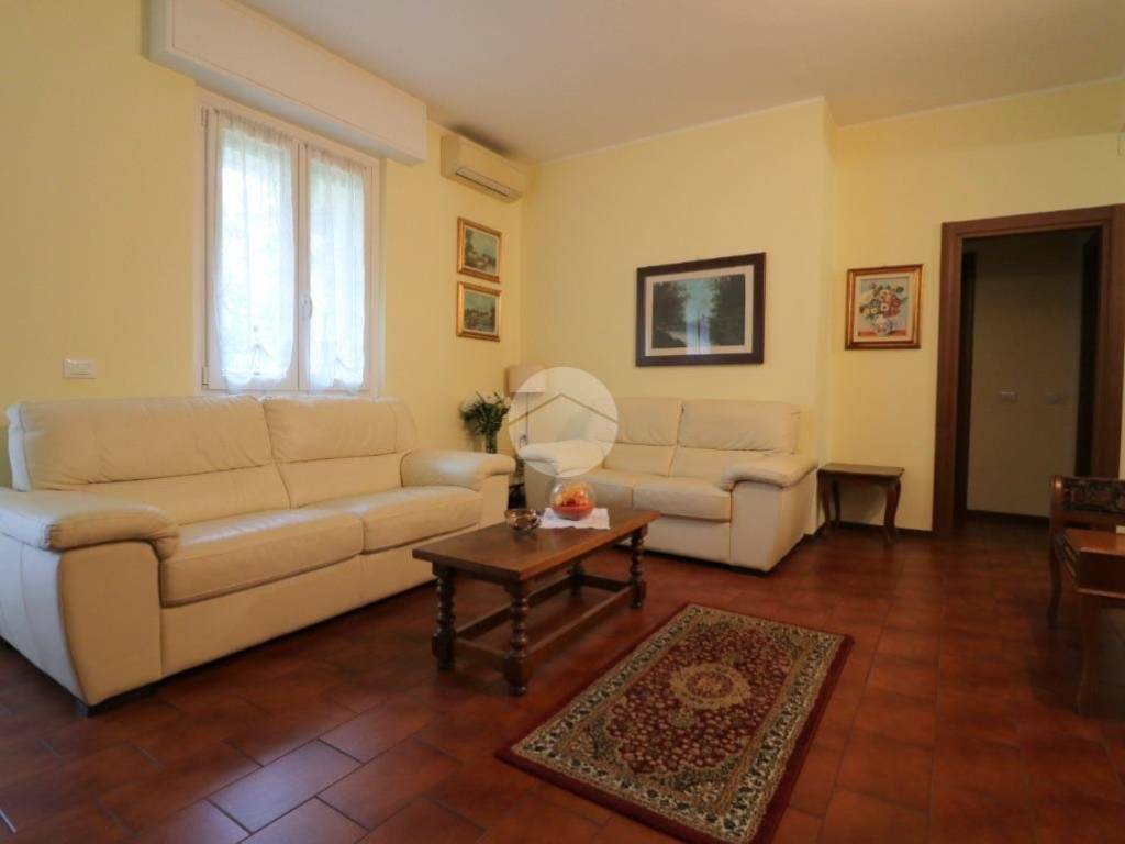 appartamento in vendita a Rho in zona Passirana
