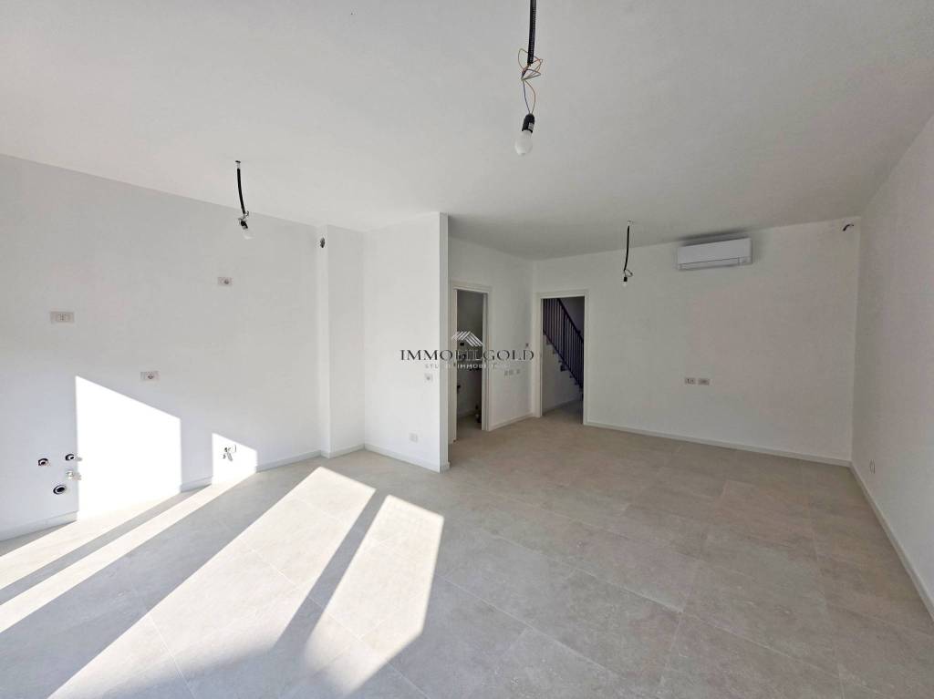 casa indipendente in vendita a Rho in zona Ghisolfa