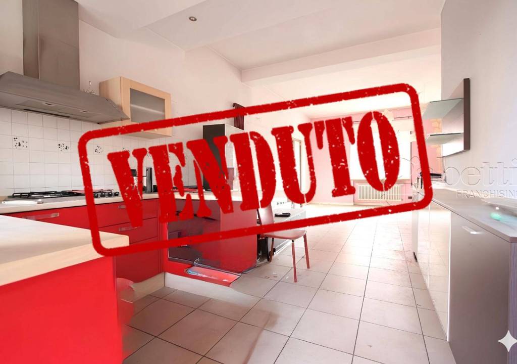 appartamento in vendita a Rho in zona Castellazzo