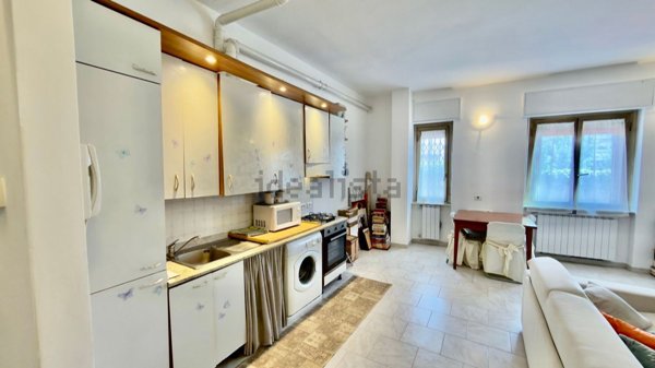 appartamento in vendita a Rho in zona Castellazzo