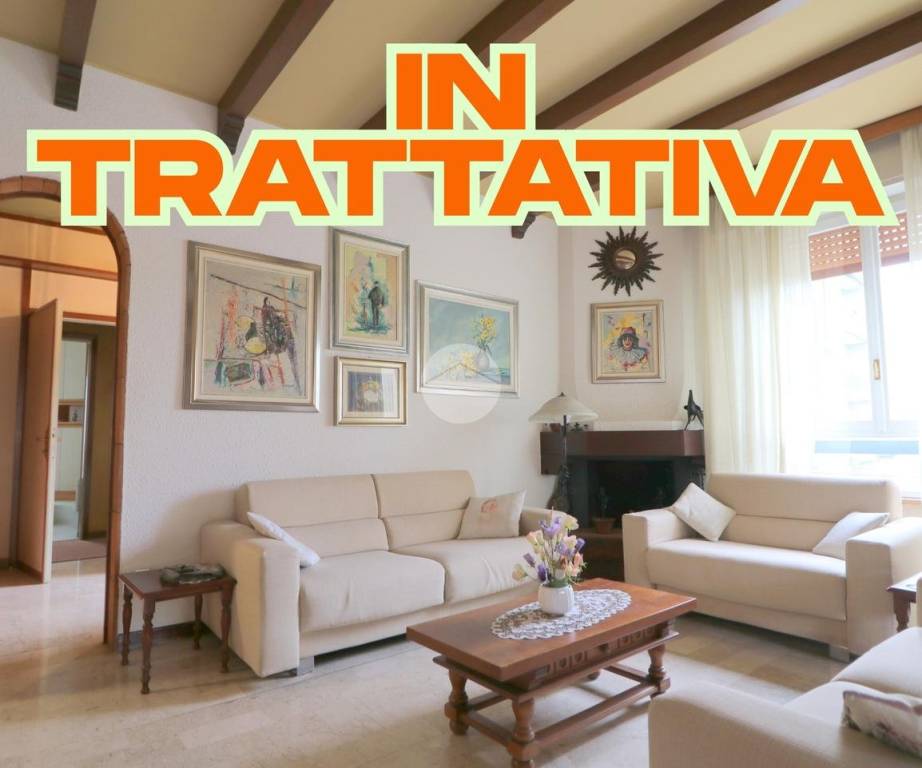 appartamento in vendita a Rho in zona Castellazzo