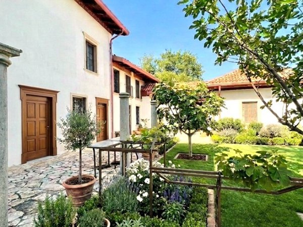 casa indipendente in vendita a Rho in zona Ghisolfa