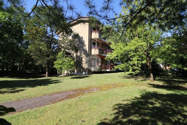 appartamento in vendita a Rho in zona Castellazzo