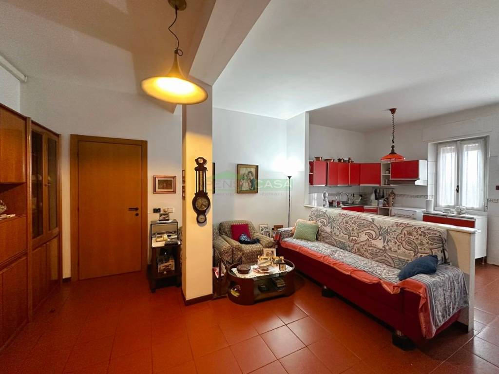 appartamento in vendita a Rho in zona Biringhello