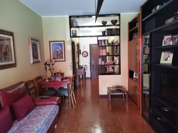 appartamento in vendita a Rho in zona Mazzo