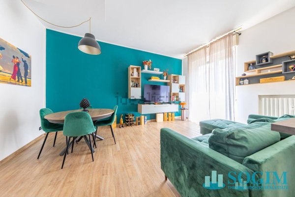 appartamento in vendita a Rho in zona Biringhello