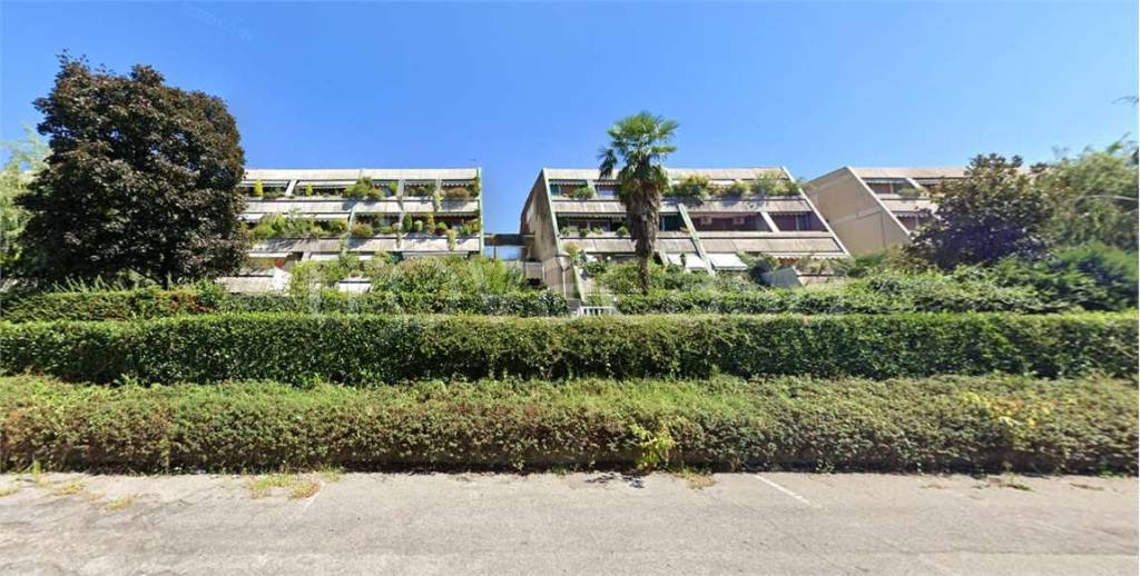 appartamento in vendita a Rho in zona Mazzo