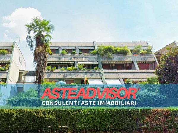 appartamento in vendita a Rho in zona Mazzo