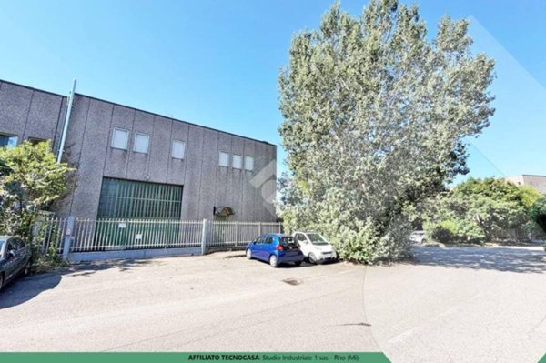 appartamento in vendita a Rho in zona Mazzo