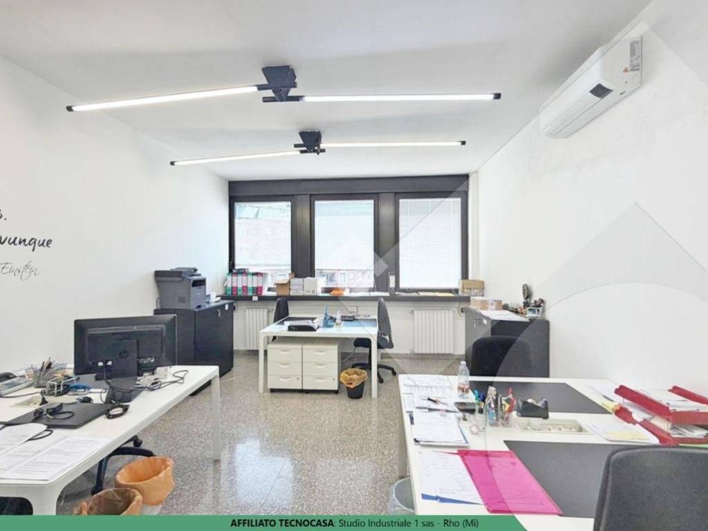 ufficio in vendita a Rho in zona Mazzo