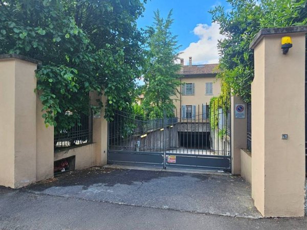 casa indipendente in vendita a Rho
