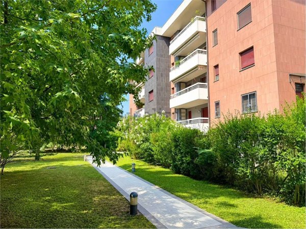appartamento in vendita a Rho