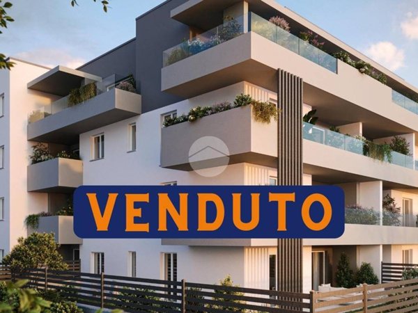 appartamento in vendita a Rho in zona Ghisolfa
