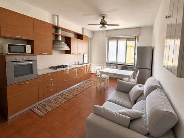 appartamento in vendita a Rho in zona Biringhello