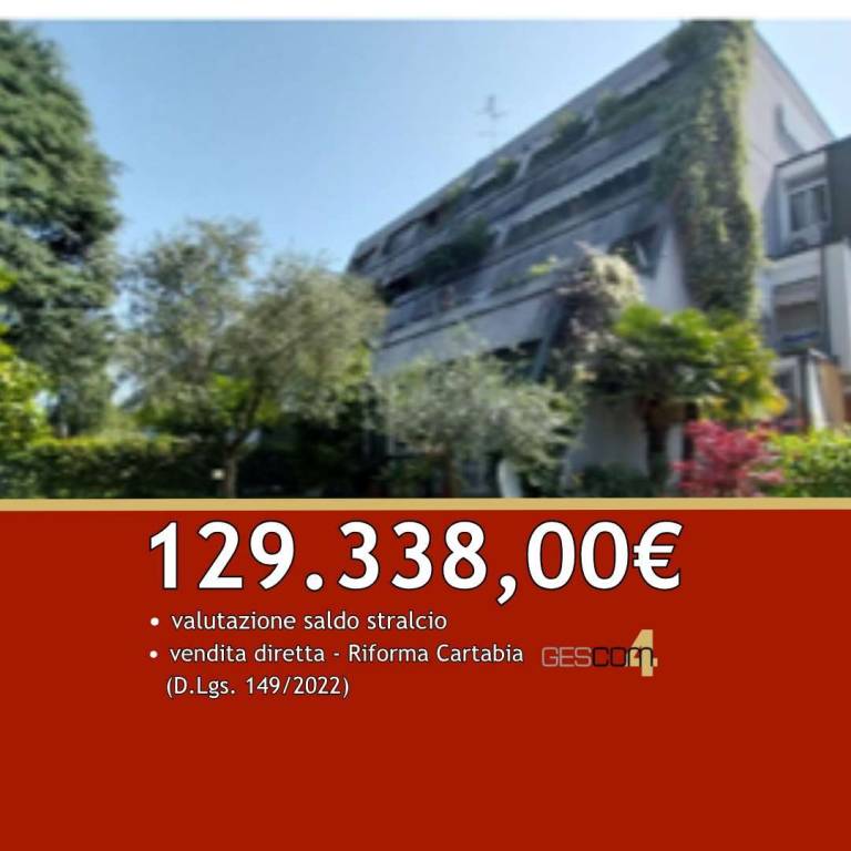 appartamento in vendita a Rho in zona Mazzo