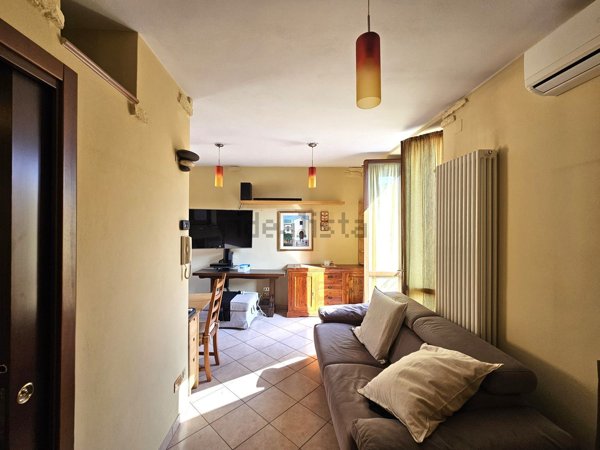 appartamento in vendita a Rho in zona Biringhello