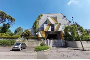 appartamento in vendita a Rho in zona Mazzo