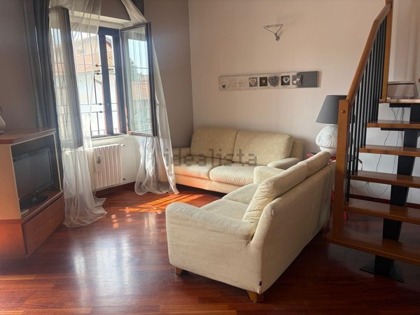 appartamento in vendita a Rho in zona Lucernate