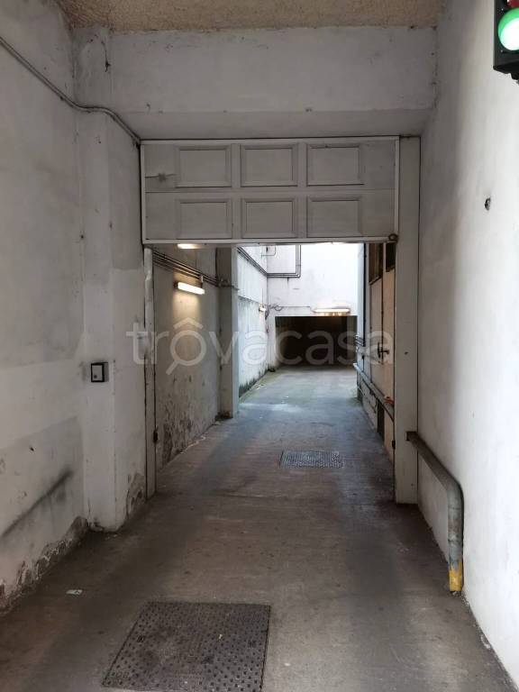 box auto in vendita a Rho
