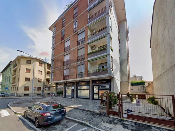 appartamento in vendita a Rho in zona Castellazzo