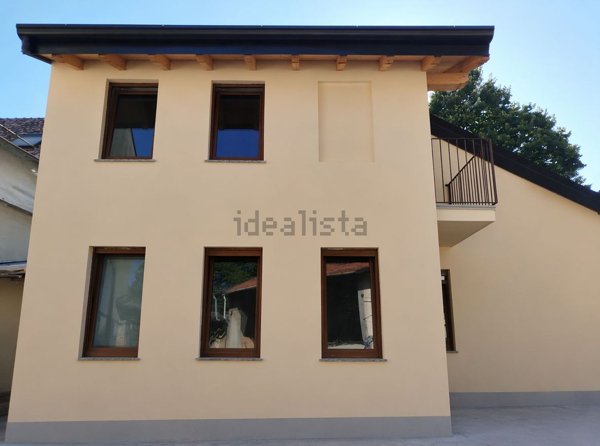 casa indipendente in vendita a Rho