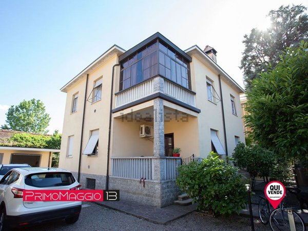 appartamento in vendita a Rho in zona Castellazzo
