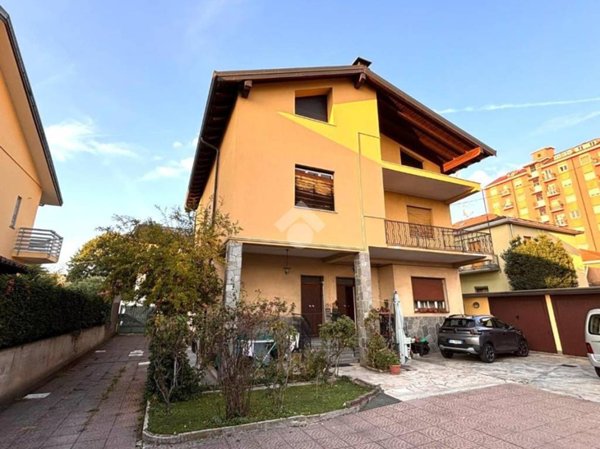 appartamento in vendita a Rho