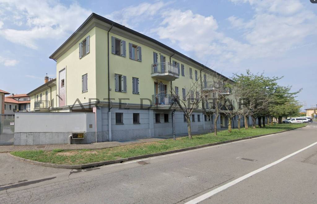 box auto in vendita a Rho in zona Mazzo