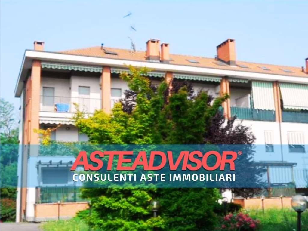 appartamento in vendita a Rho in zona Ghisolfa