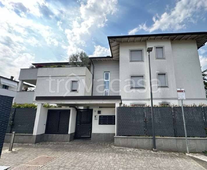 appartamento in vendita a Rho in zona Passirana