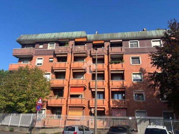 appartamento in vendita a Rho in zona Mazzo