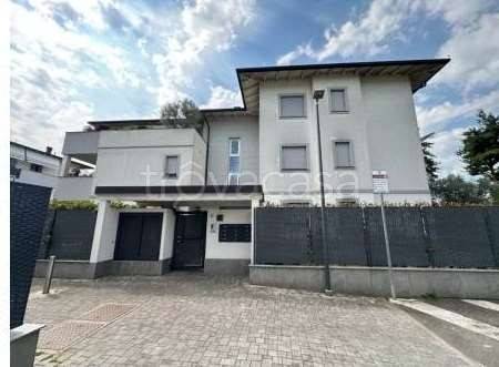 appartamento in vendita a Rho in zona Passirana