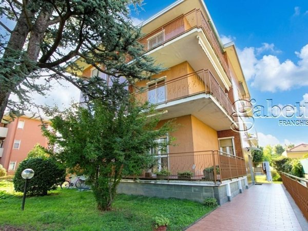 appartamento in vendita a Rho in zona Passirana