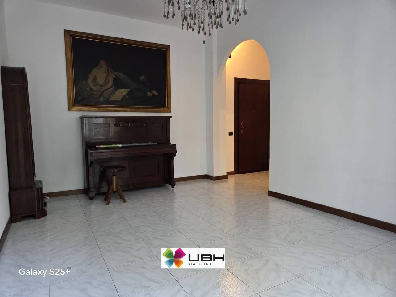 appartamento in vendita a Rho in zona Mazzo