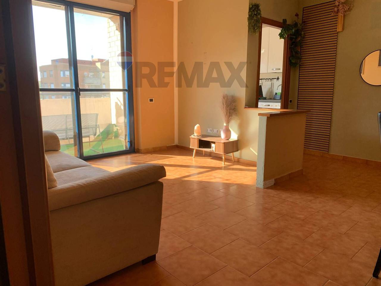 appartamento in vendita a Rho in zona Biringhello