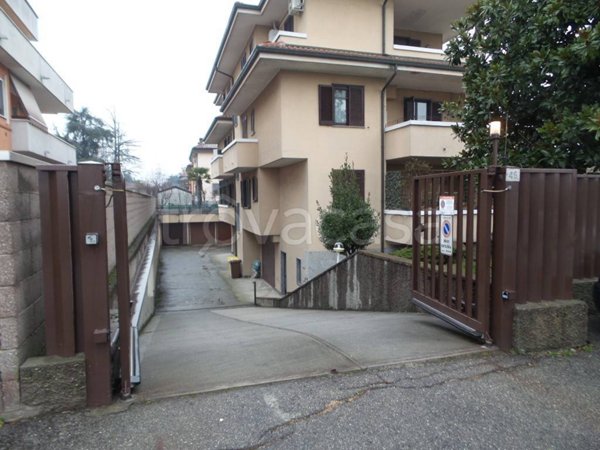 box auto in vendita a Rho in zona Terrazzano