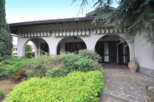 casa indipendente in vendita a Robecchetto con Induno