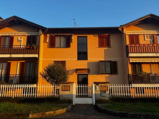 appartamento in vendita a Robecchetto con Induno