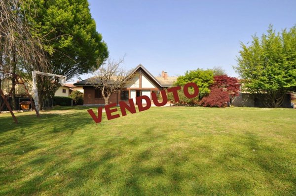 casa indipendente in vendita a Robecchetto con Induno
