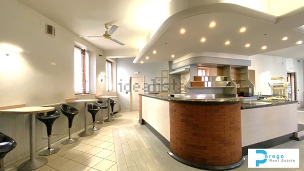 negozio in vendita a Robecchetto con Induno